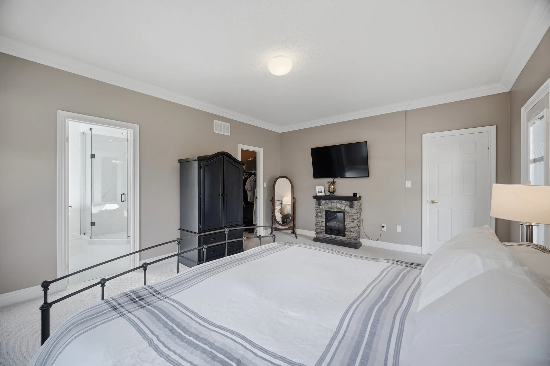 15727 McLaughlin Road, Inglewood - photo 40