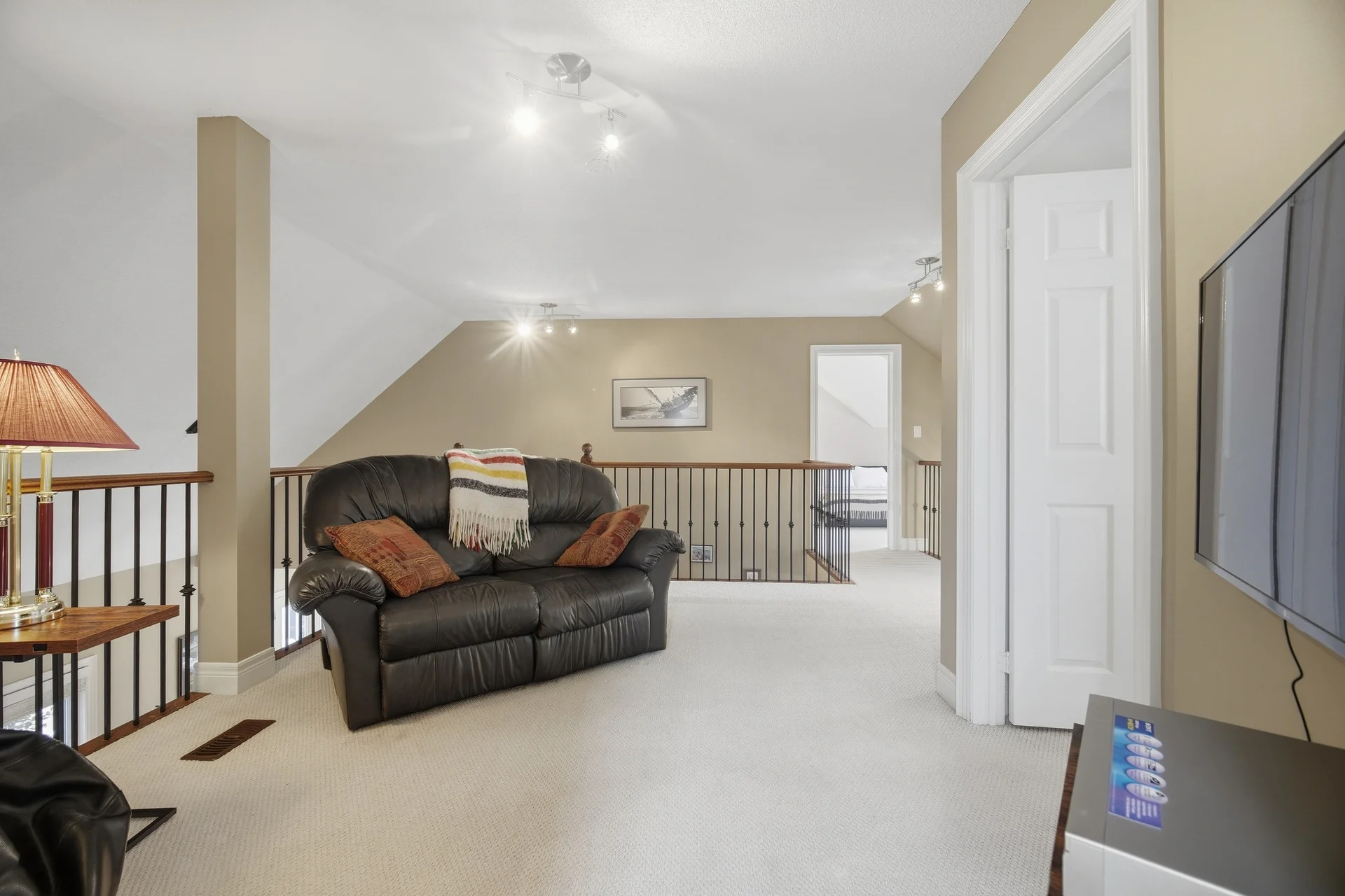 15727 McLaughlin Road, Inglewood - photo 52