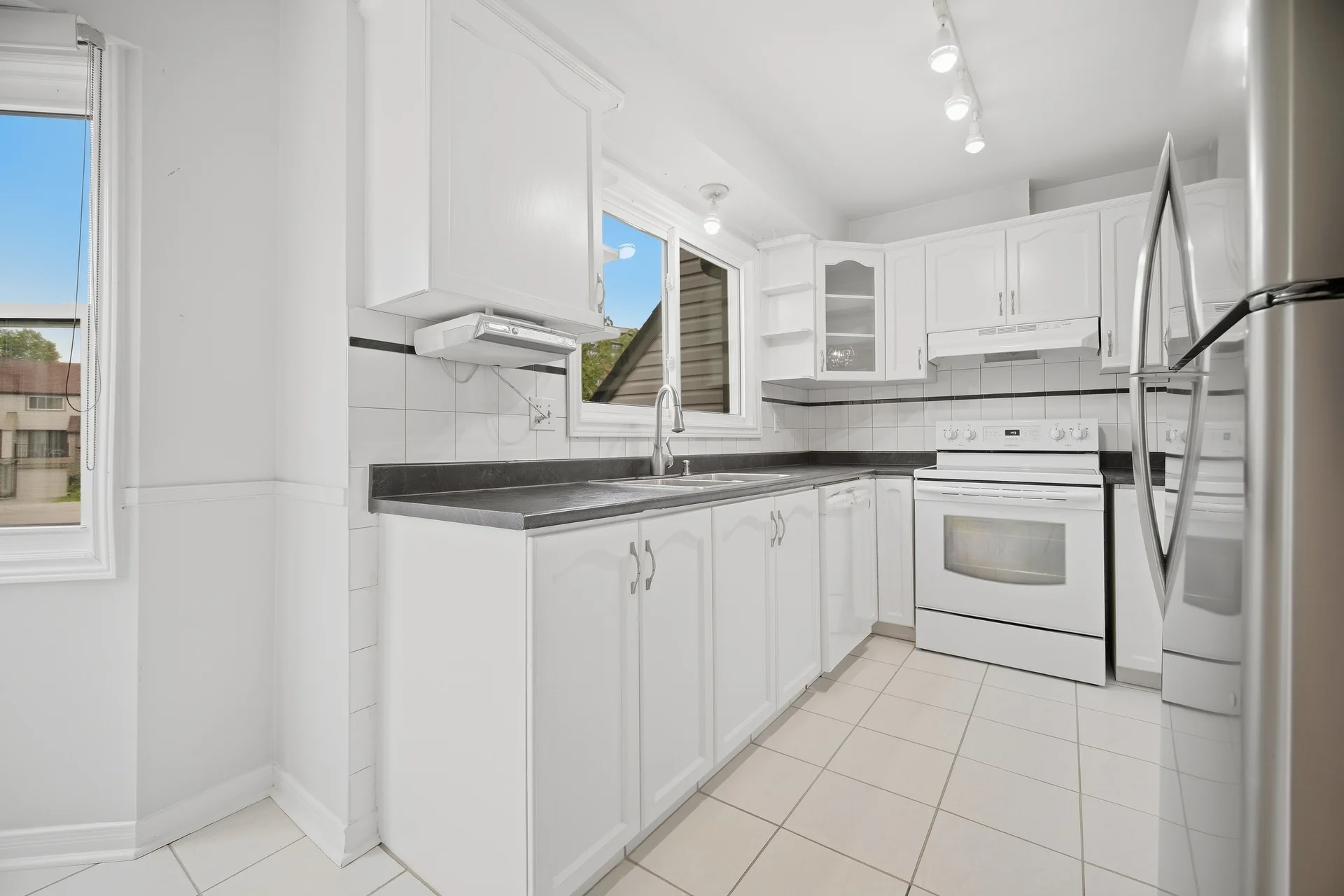 #20-6780 Formentera Avenue, Mississauga - photo 23
