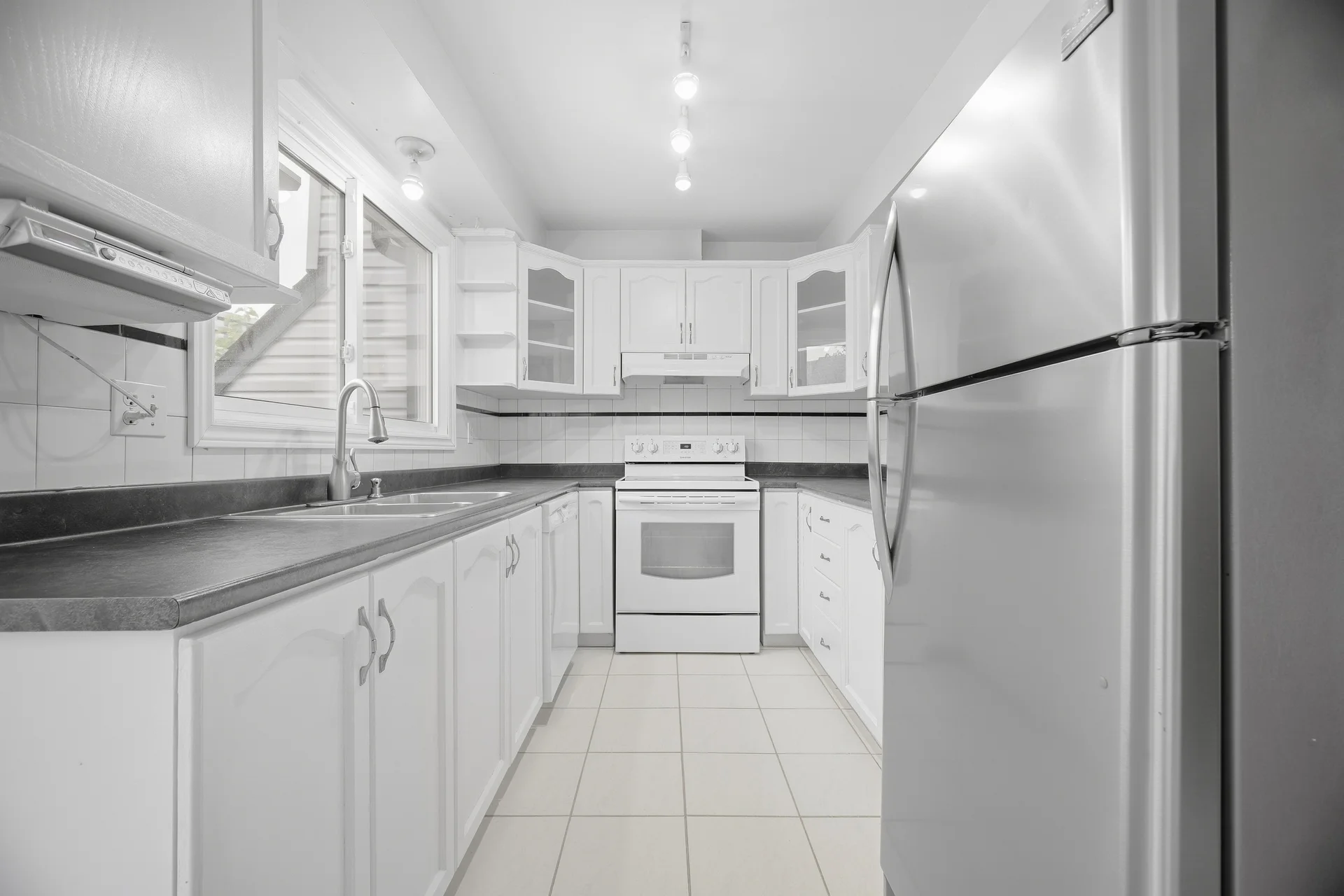 #20-6780 Formentera Avenue, Mississauga - photo 24