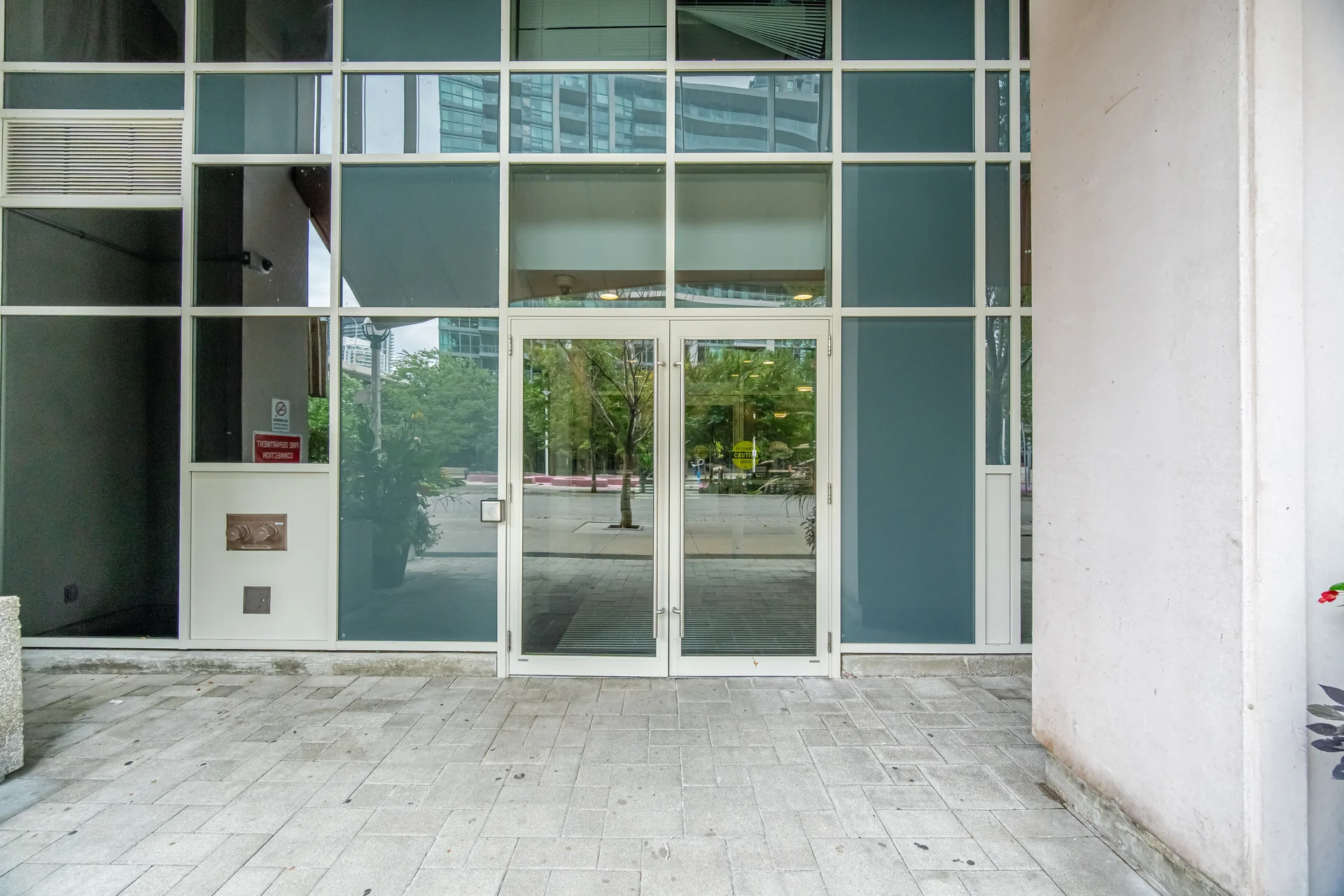 #1213-35 Bastion Street, Toronto - photo 5