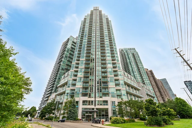 #2008-220 Burnhamthorpe Road West, Mississauga