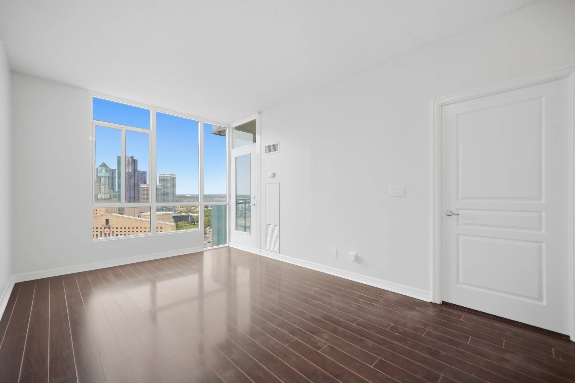 #2008-220 Burnhamthorpe Road West, Mississauga - photo 15