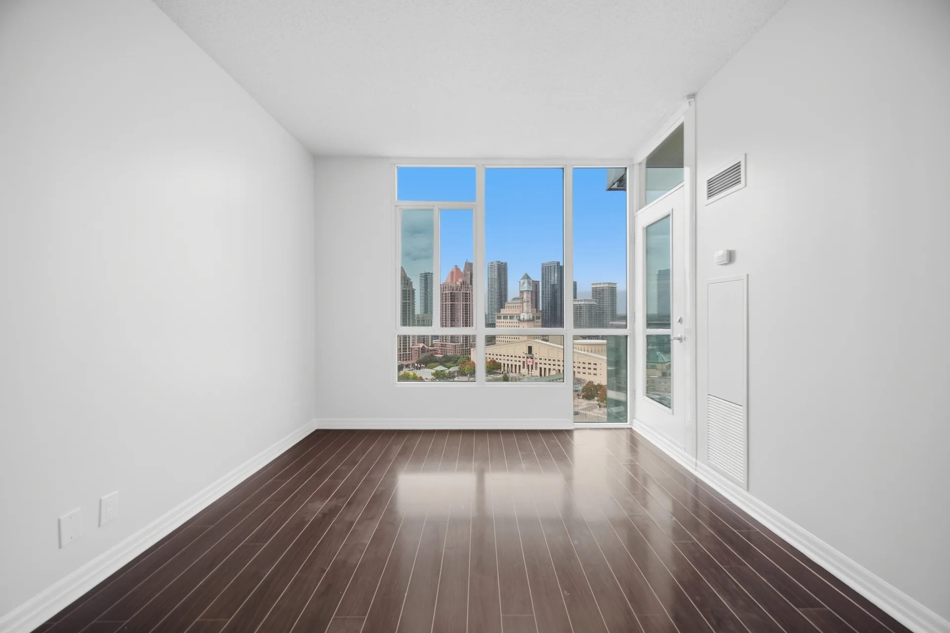 #2008-220 Burnhamthorpe Road West, Mississauga - photo 16