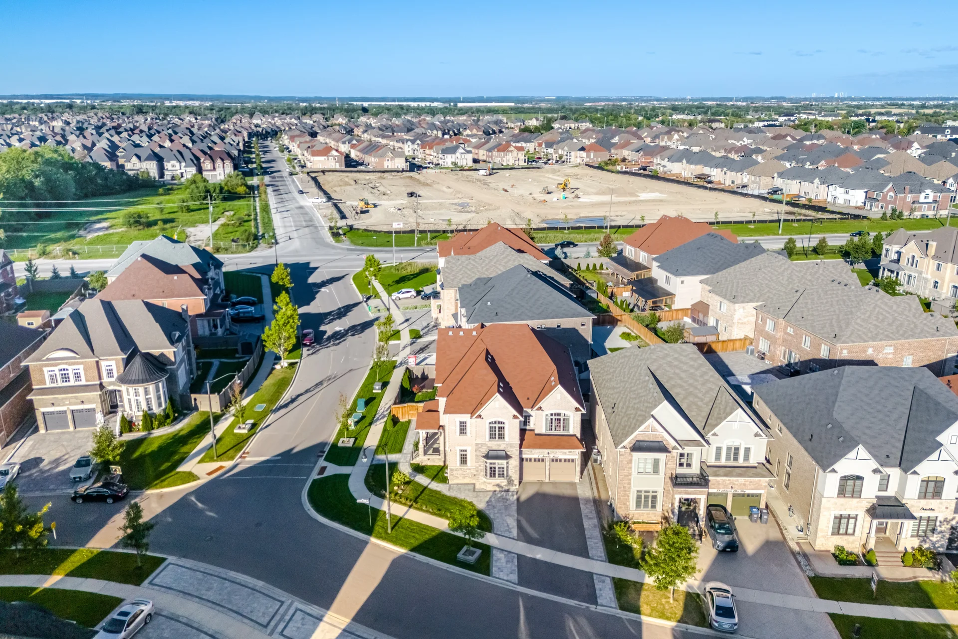 7 Anatolia Street, Brampton - photo 3