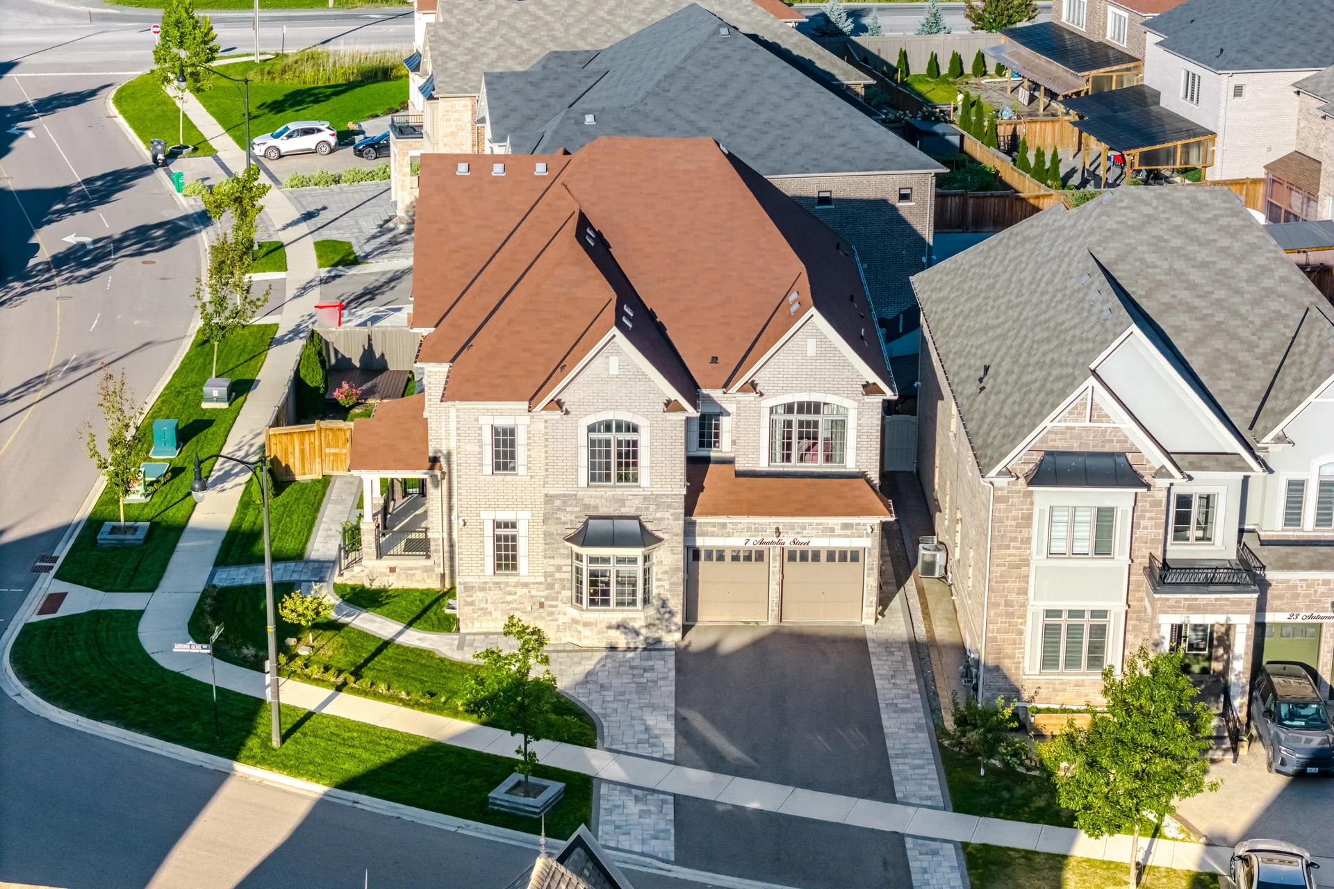 7 Anatolia Street, Brampton - photo 8