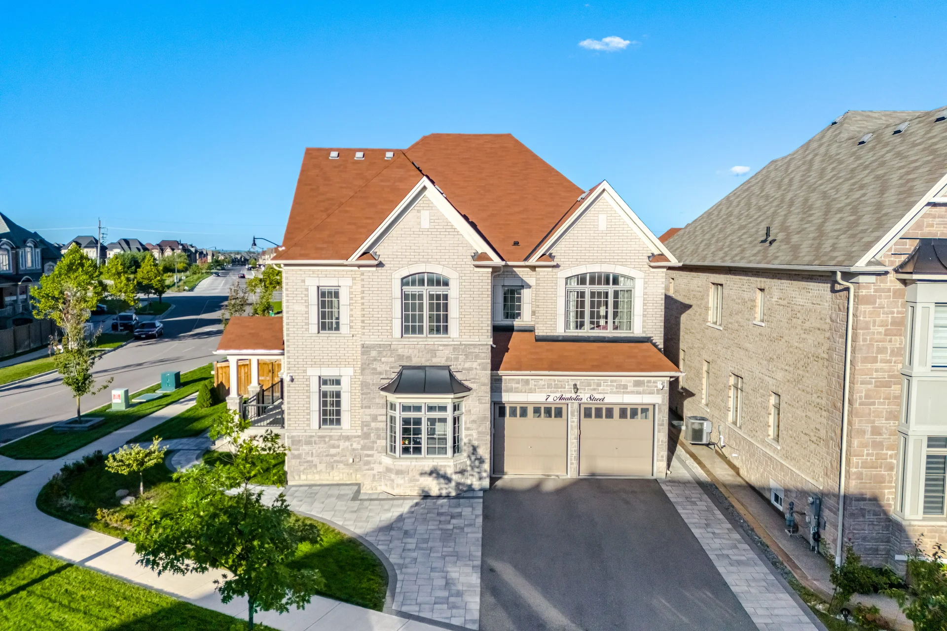 7 Anatolia Street, Brampton - photo 11