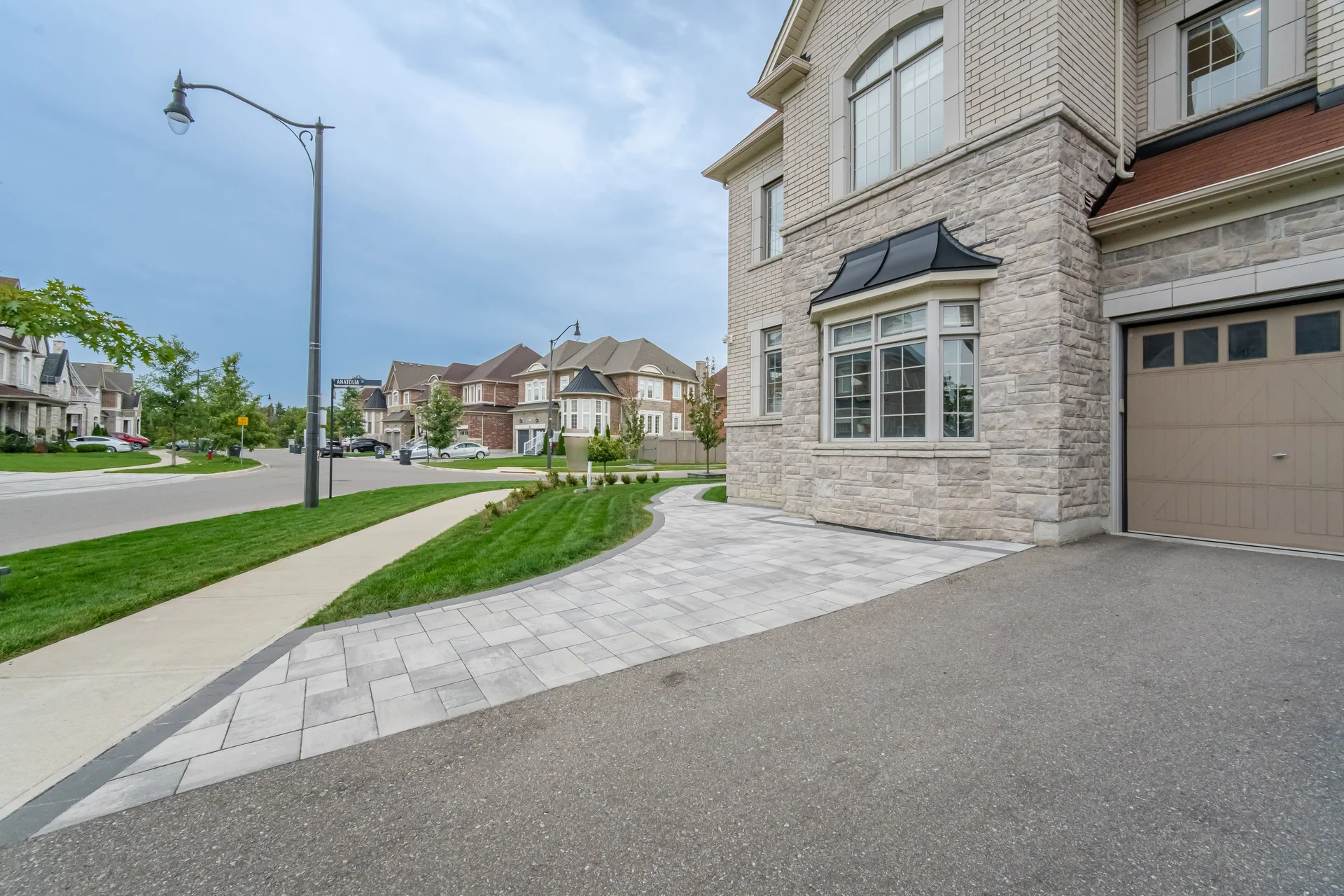 7 Anatolia Street, Brampton - photo 18