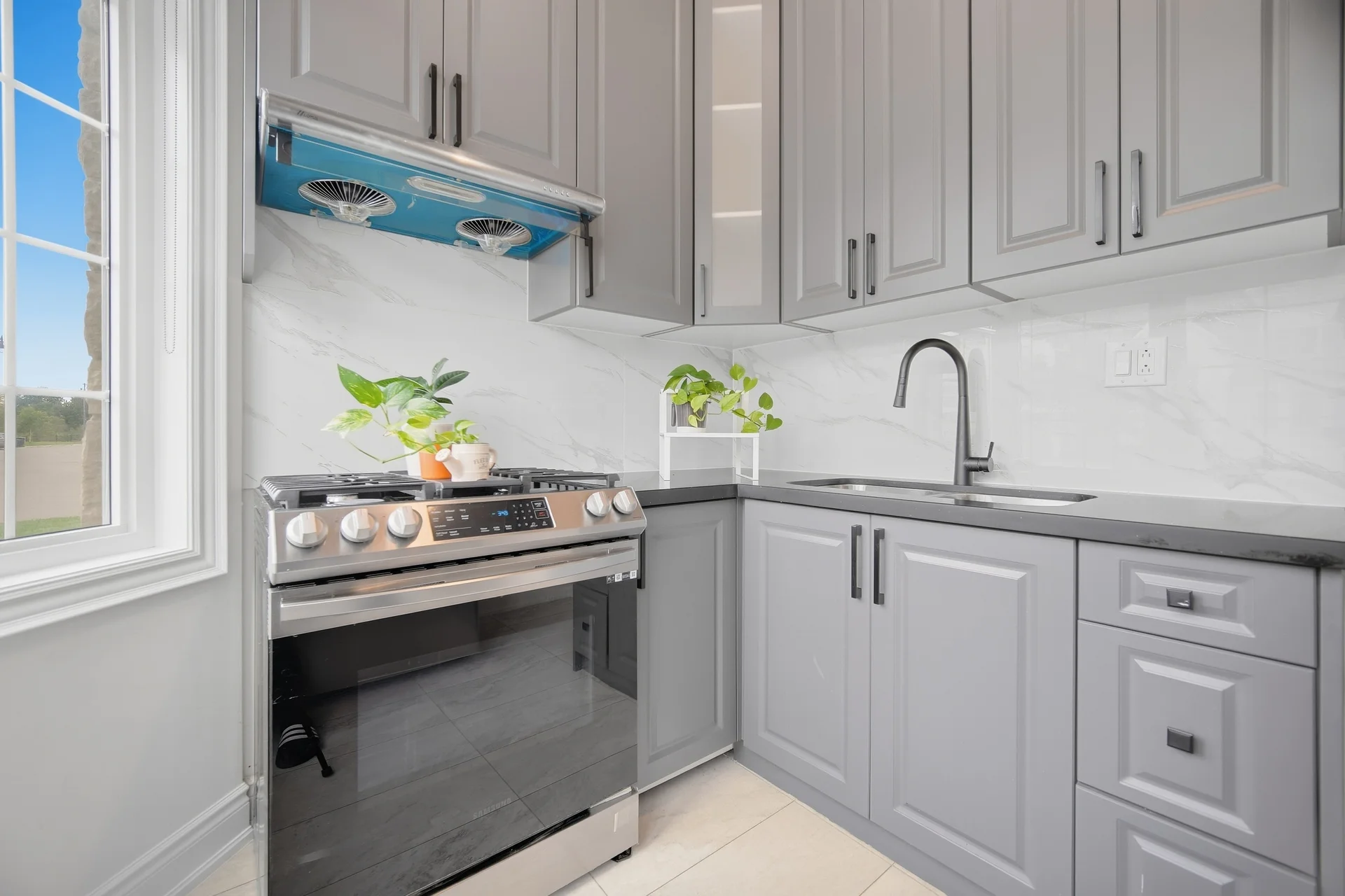 7 Anatolia Street, Brampton - photo 52