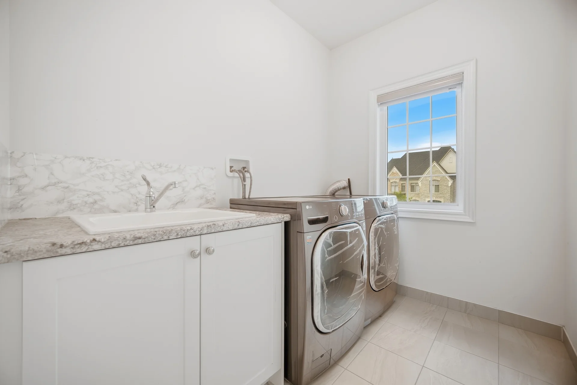 7 Anatolia Street, Brampton - photo 100