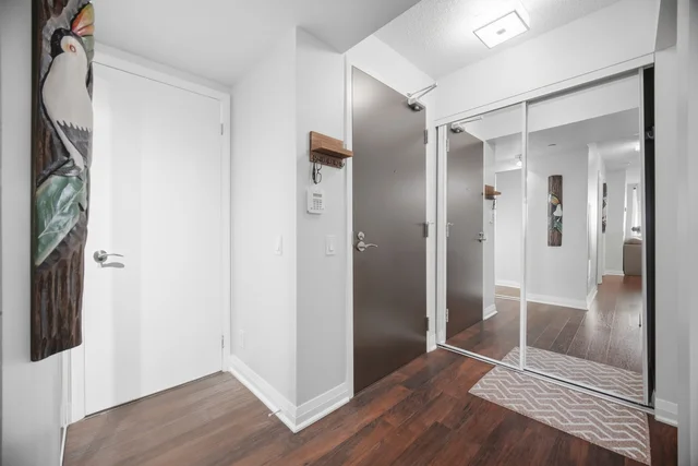 #901-5 Valhalla Inn Road, Etobicoke - photo 6
