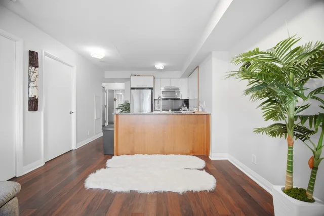 #901-5 Valhalla Inn Road, Etobicoke - photo 14
