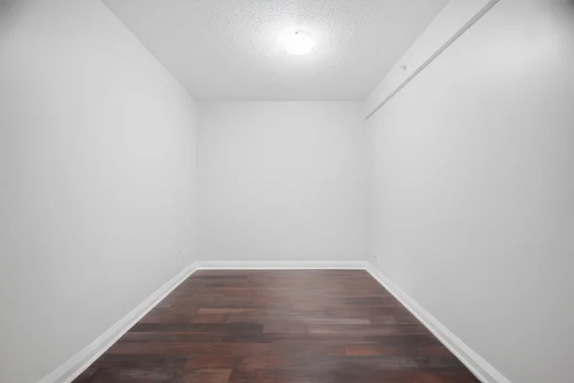 #901-5 Valhalla Inn Road, Etobicoke - photo 26