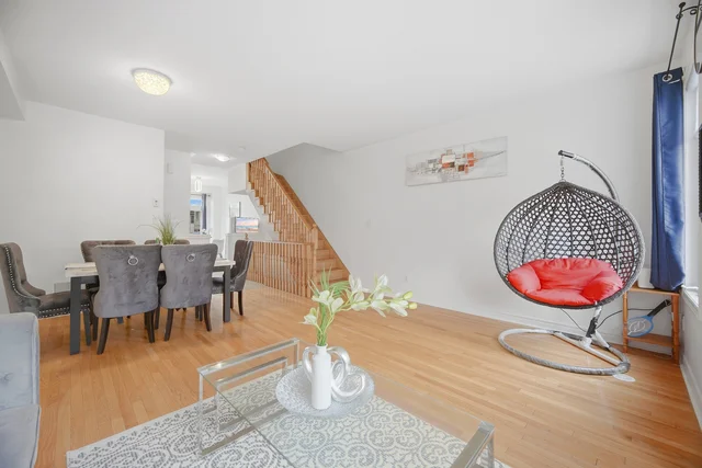 7 Cedar Lake Crescent, Brampton - photo 12