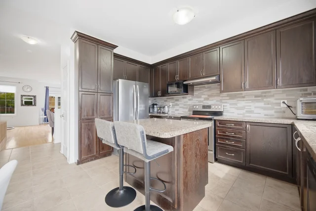 7 Cedar Lake Crescent, Brampton - photo 16