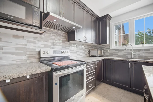 7 Cedar Lake Crescent, Brampton - photo 18