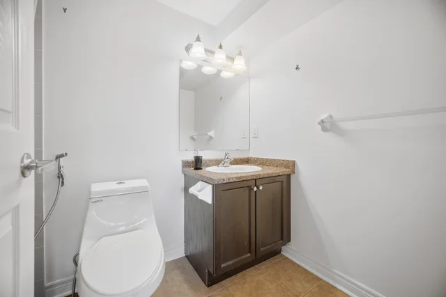 7 Cedar Lake Crescent, Brampton - photo 42