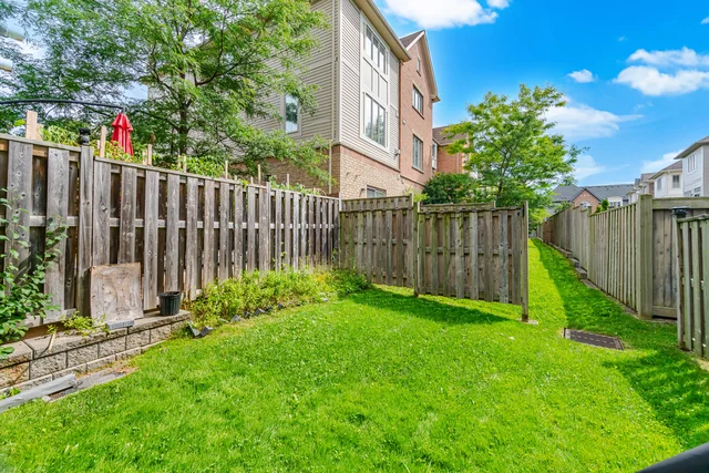 7 Cedar Lake Crescent, Brampton - photo 47