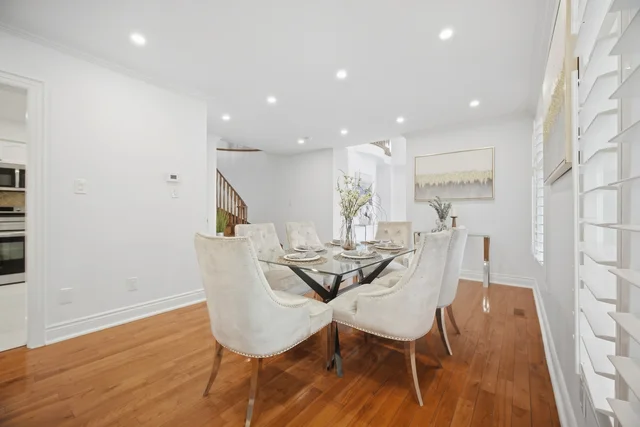 159 Monte Carlo Drive, Woodbridge - photo 8