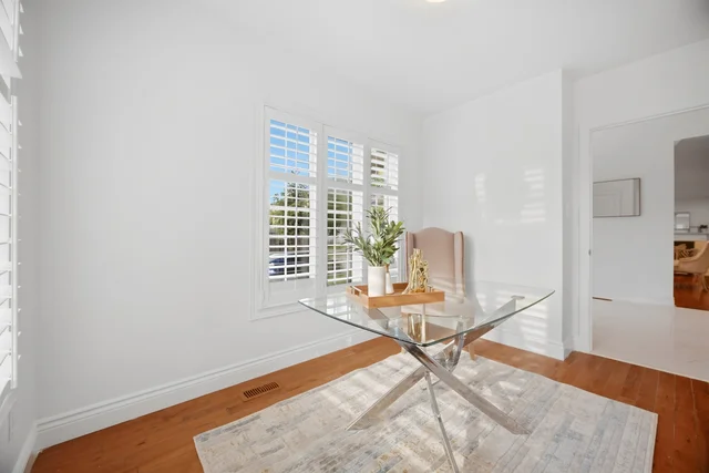 159 Monte Carlo Drive, Woodbridge - photo 23