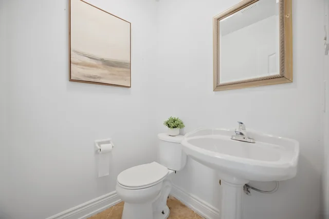 159 Monte Carlo Drive, Woodbridge - photo 25