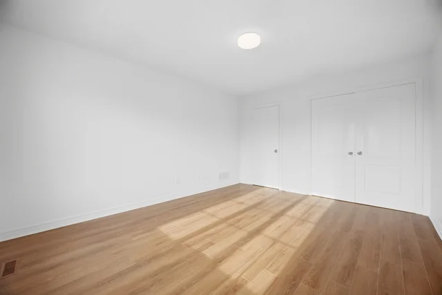 159 Monte Carlo Drive, Woodbridge - photo 37