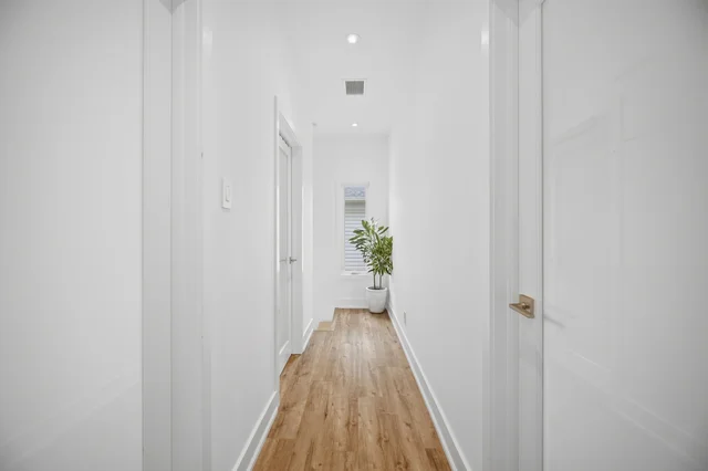 45 Furnival Road, East York - photo 37