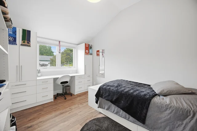 45 Furnival Road, East York - photo 52