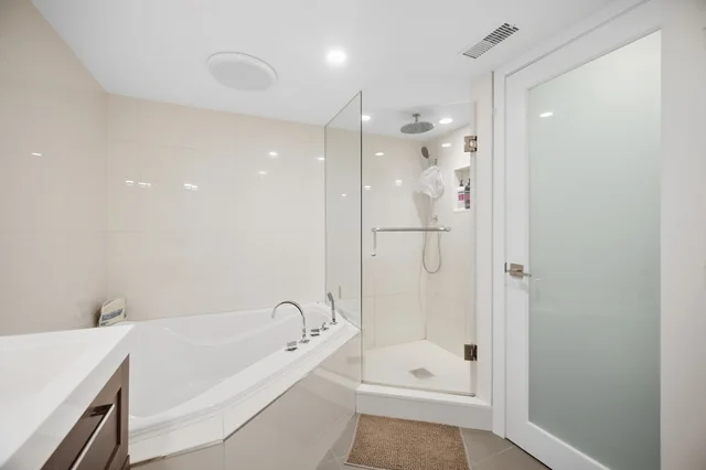 45 Furnival Road, East York - photo 66