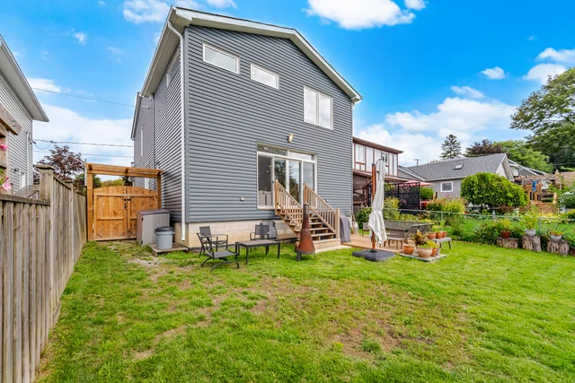 45 Furnival Road, East York - photo 79