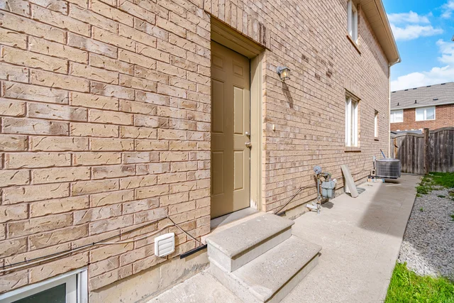 64 Biddens Square, Brampton - photo 43