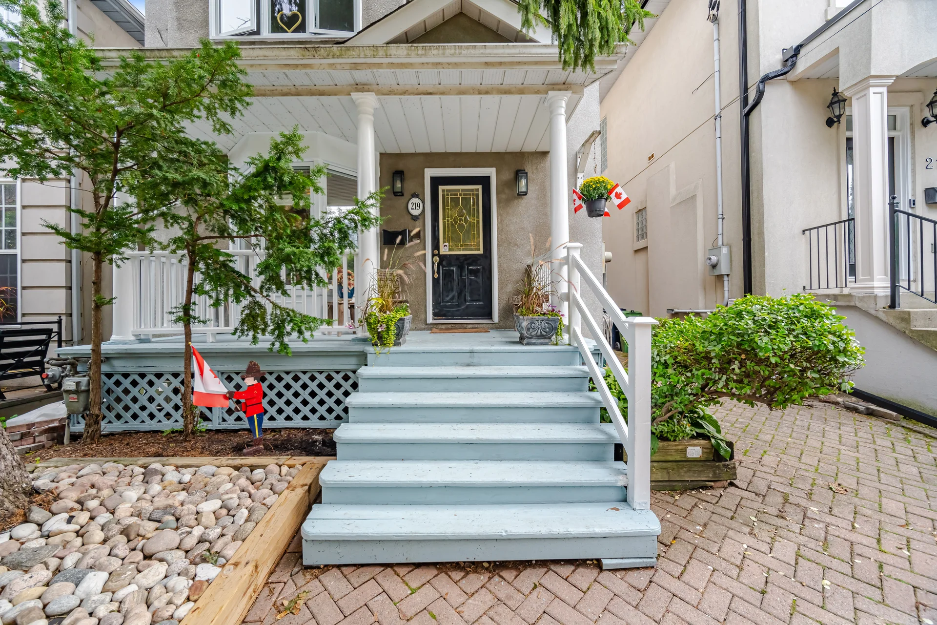 219 Broadway Avenue, Toronto - photo 5
