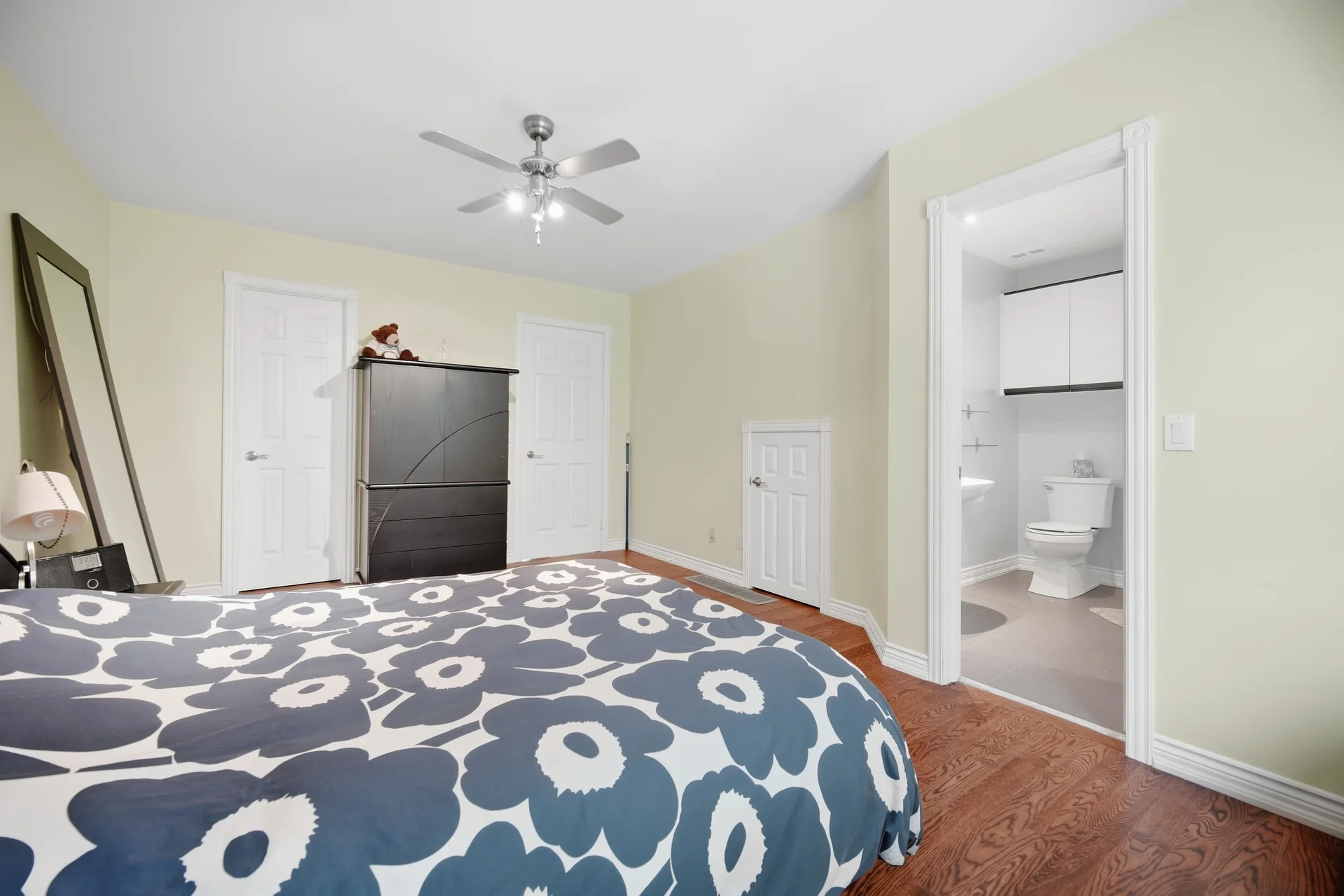 219 Broadway Avenue, Toronto - photo 33