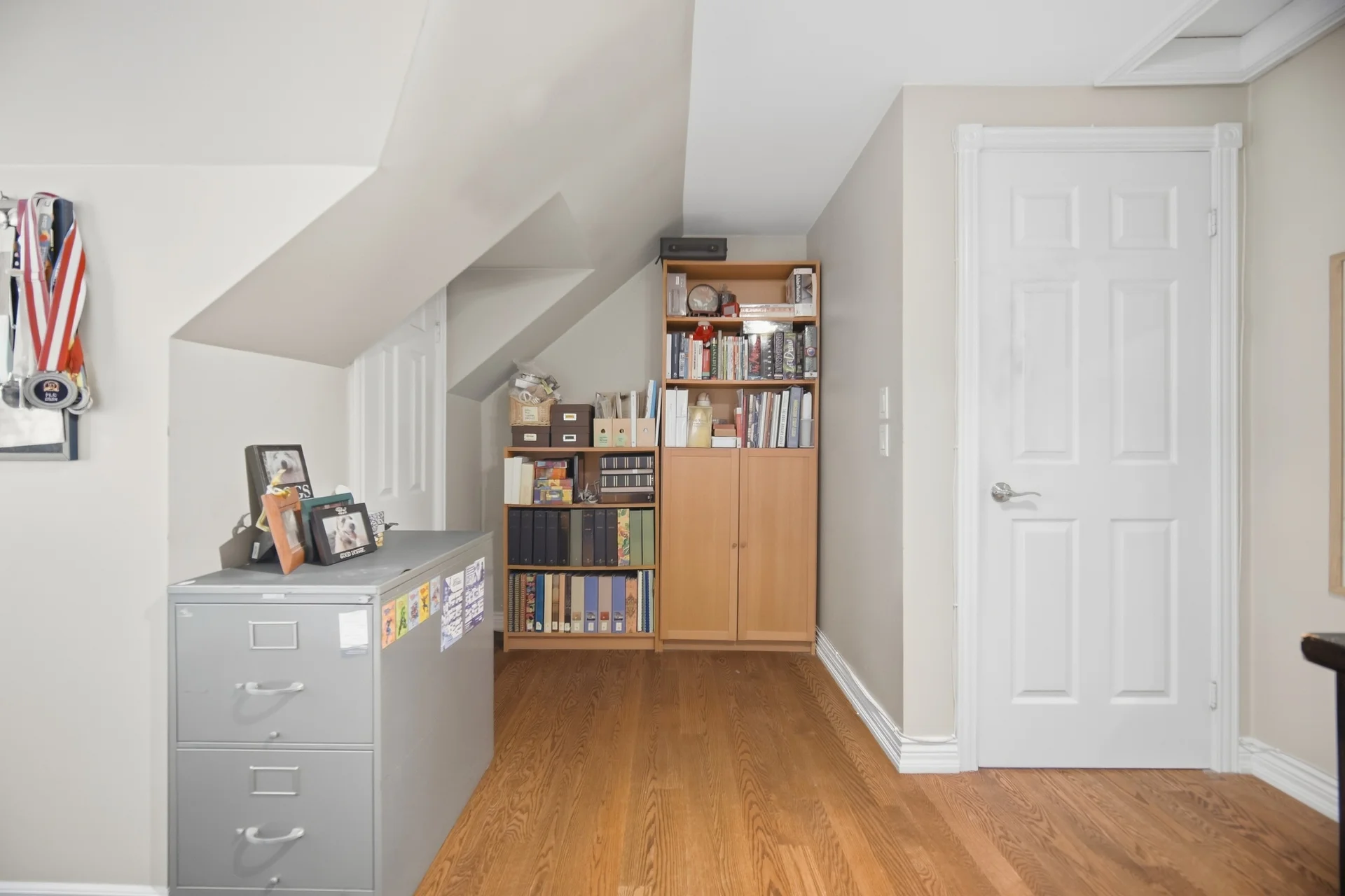 219 Broadway Avenue, Toronto - photo 50