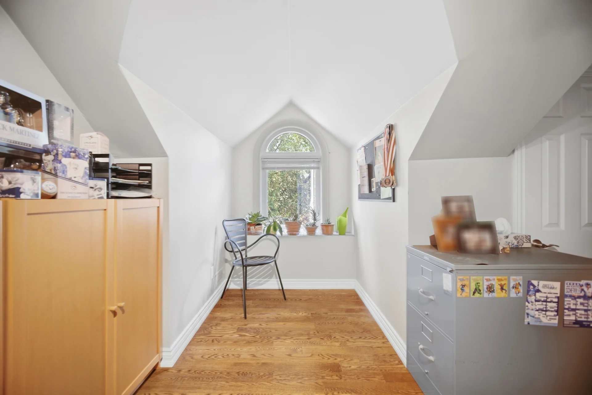 219 Broadway Avenue, Toronto - photo 51
