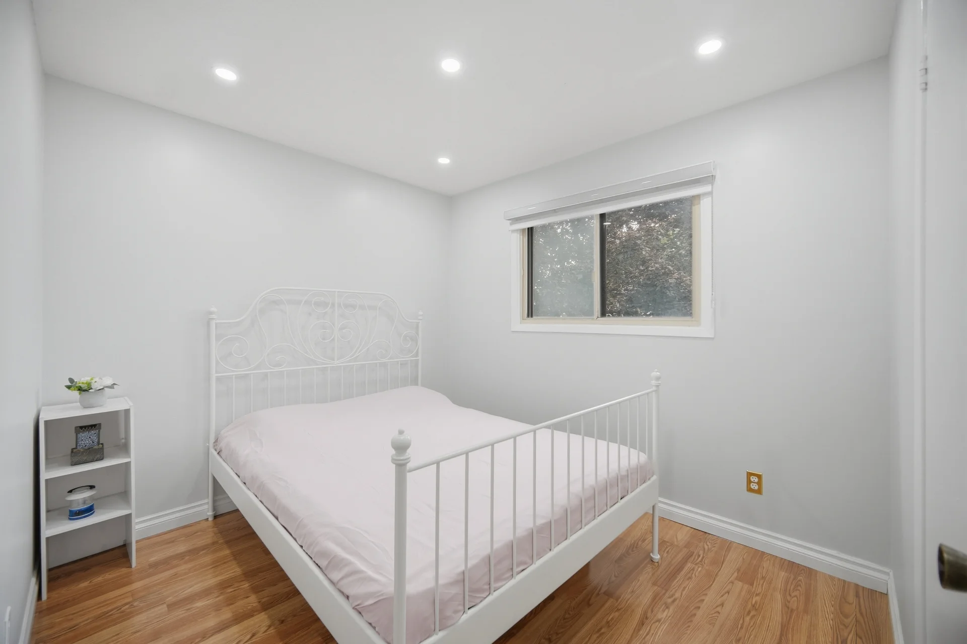 13 Dalzell Avenue, Brampton - photo 24