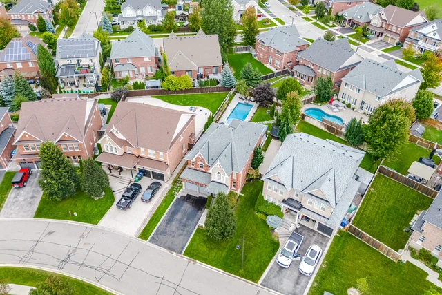 6 McCandless Court, Caledon East - photo 4