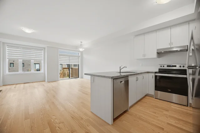1378 National Common, Burlington - photo 16