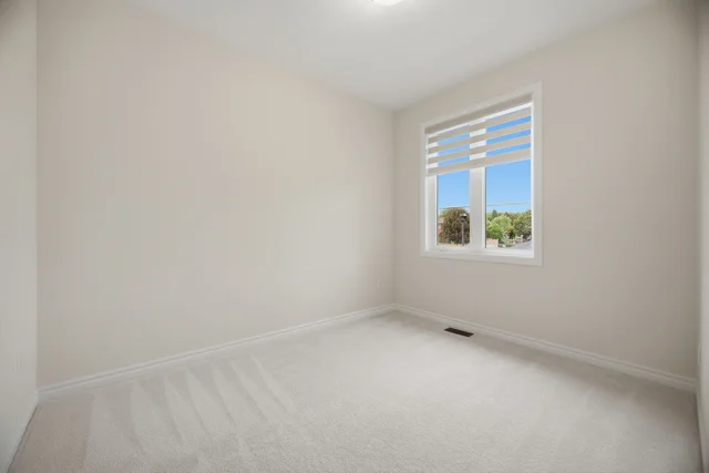 1378 National Common, Burlington - photo 36