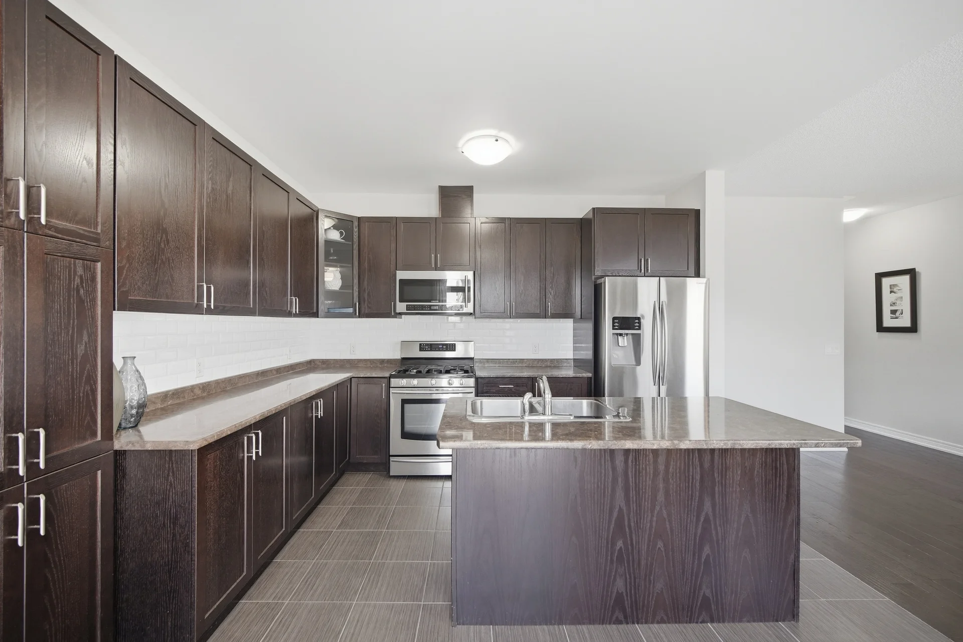 2323 Steeplechase Street, Oshawa - photo 16