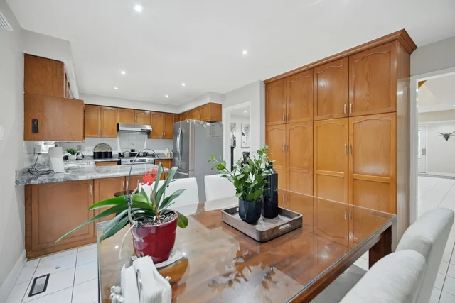 129 Bankview Circle, Etobicoke - photo 27
