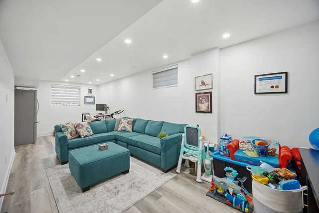 129 Bankview Circle, Etobicoke - photo 60