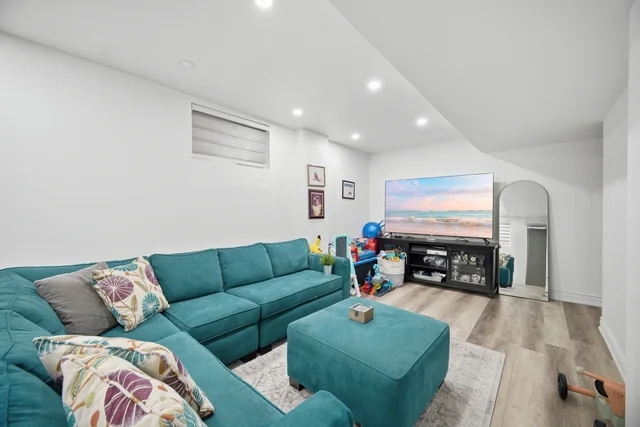 129 Bankview Circle, Etobicoke - photo 61
