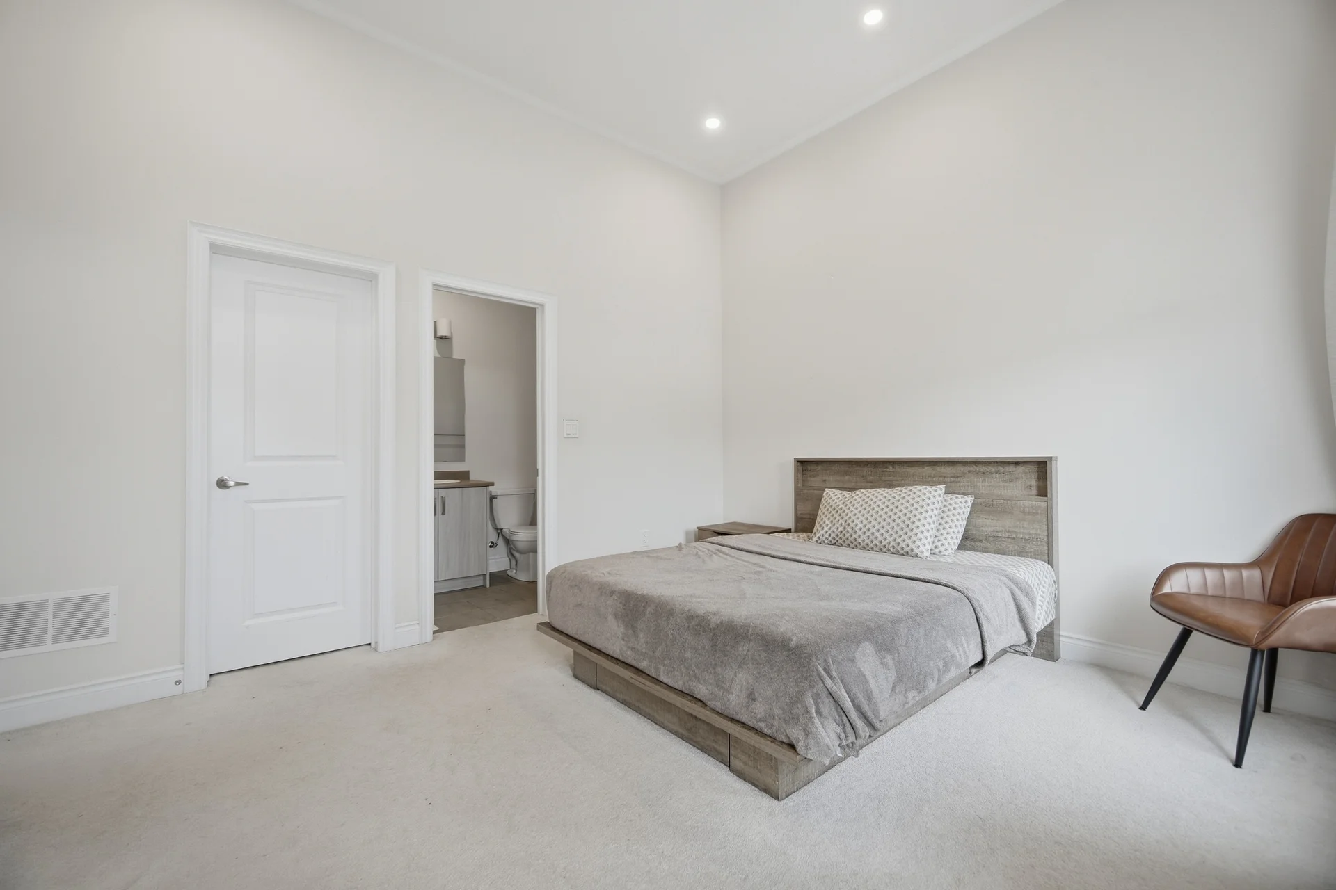 1400 Yellow Rose Circle, Oakville - photo 53