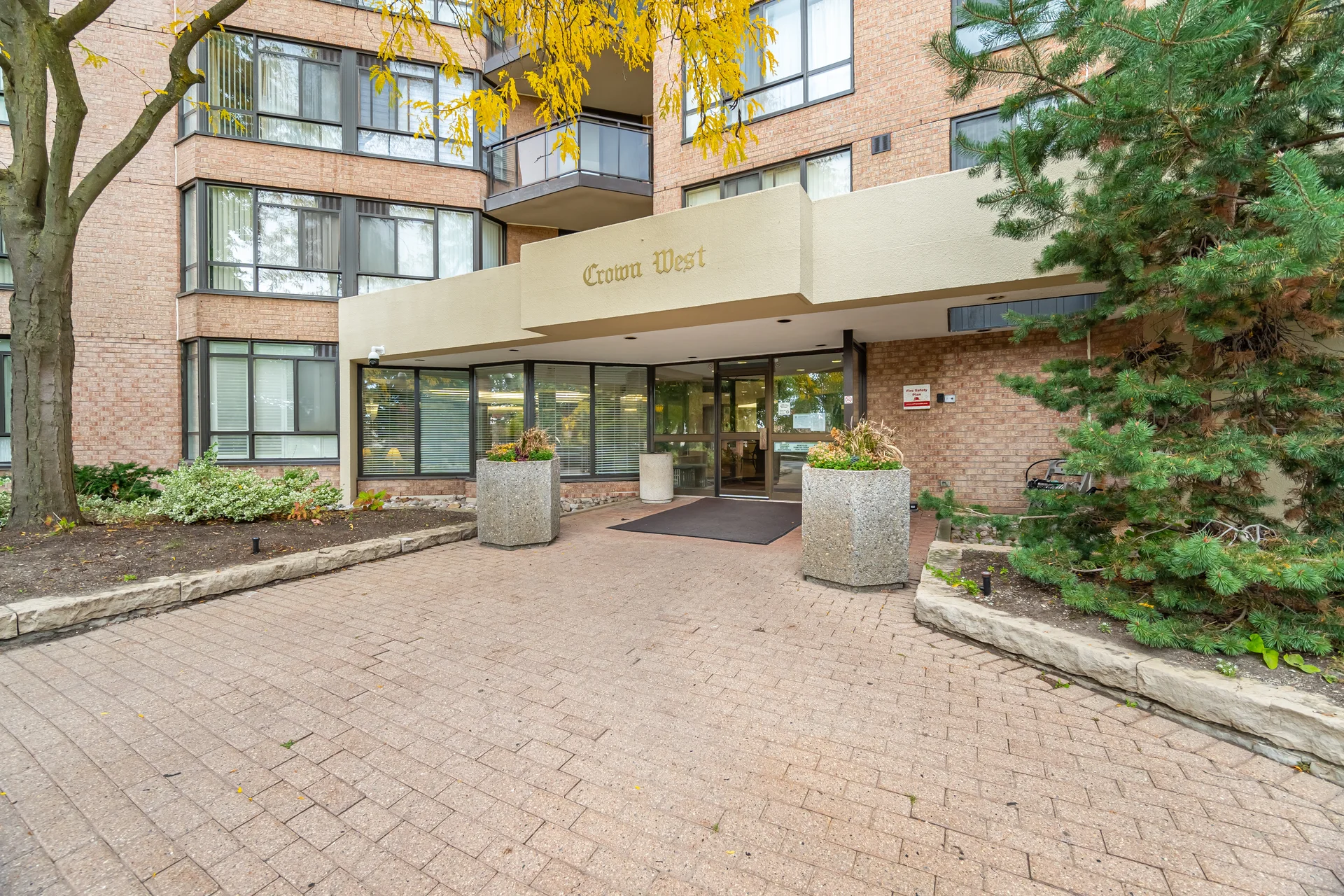 #1511-20 Cherrytree Drive, Brampton - photo 4