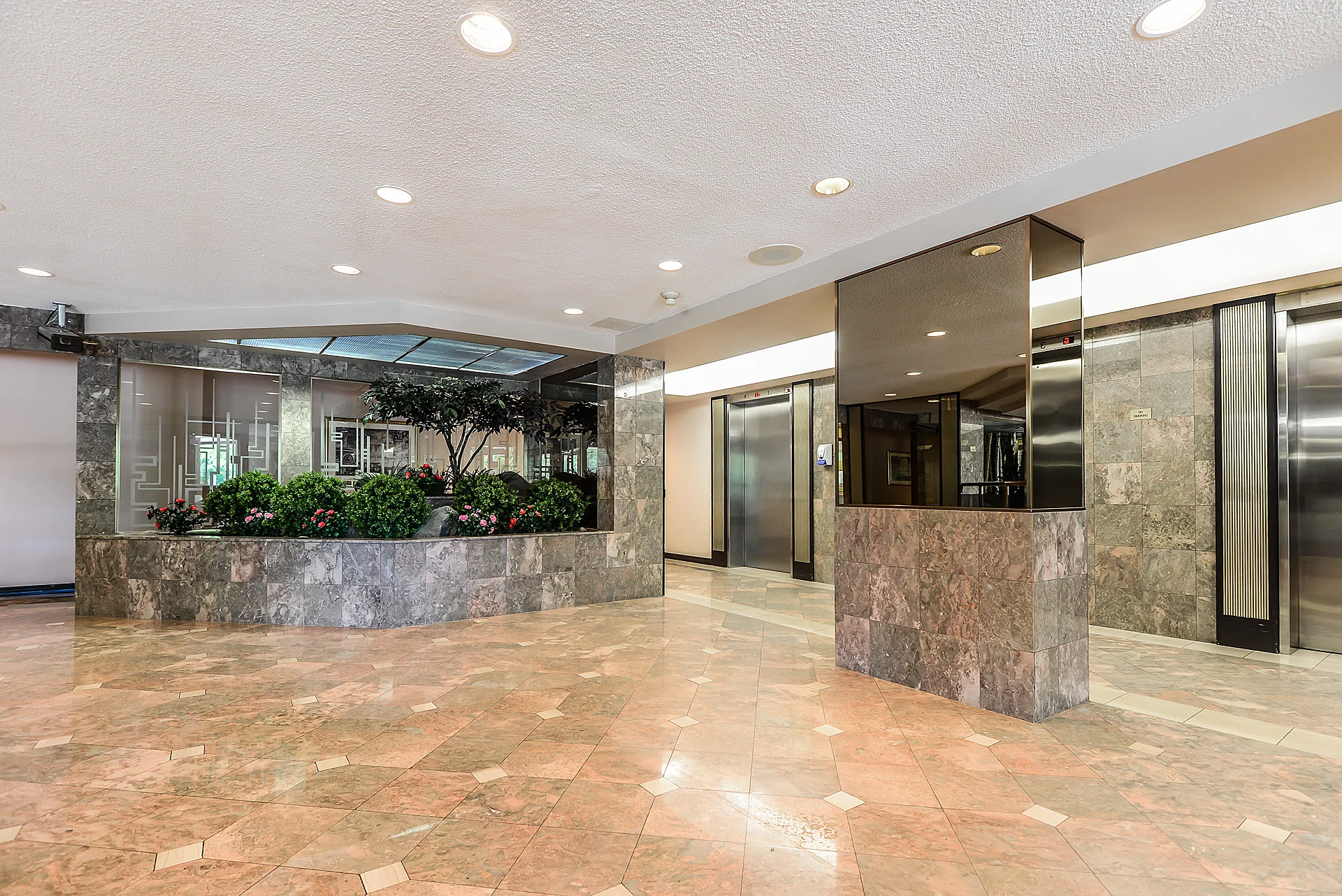 #1511-20 Cherrytree Drive, Brampton - photo 6