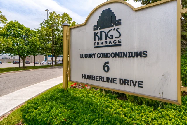 #112-6 Humberline Drive, Etobicoke - photo 3