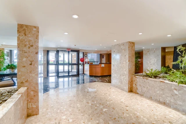 #112-6 Humberline Drive, Etobicoke - photo 5