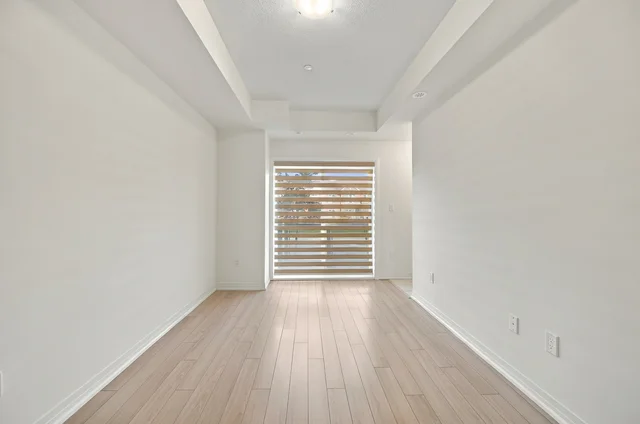 #4-235 McLevin Avenue, Scarborough - photo 6
