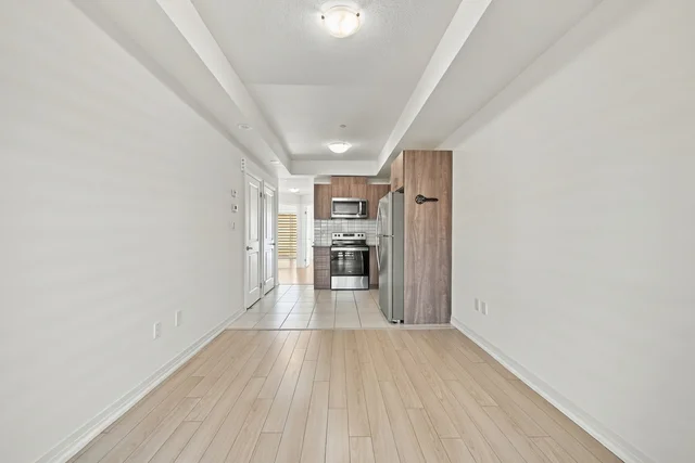 #4-235 McLevin Avenue, Scarborough - photo 9